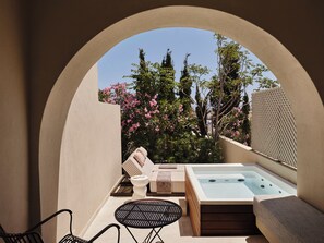 Comfort Room with Jacuzzi | Private spa tub - NAUMA PAROS Design Boutique Hotel-Adults Only (Paros)