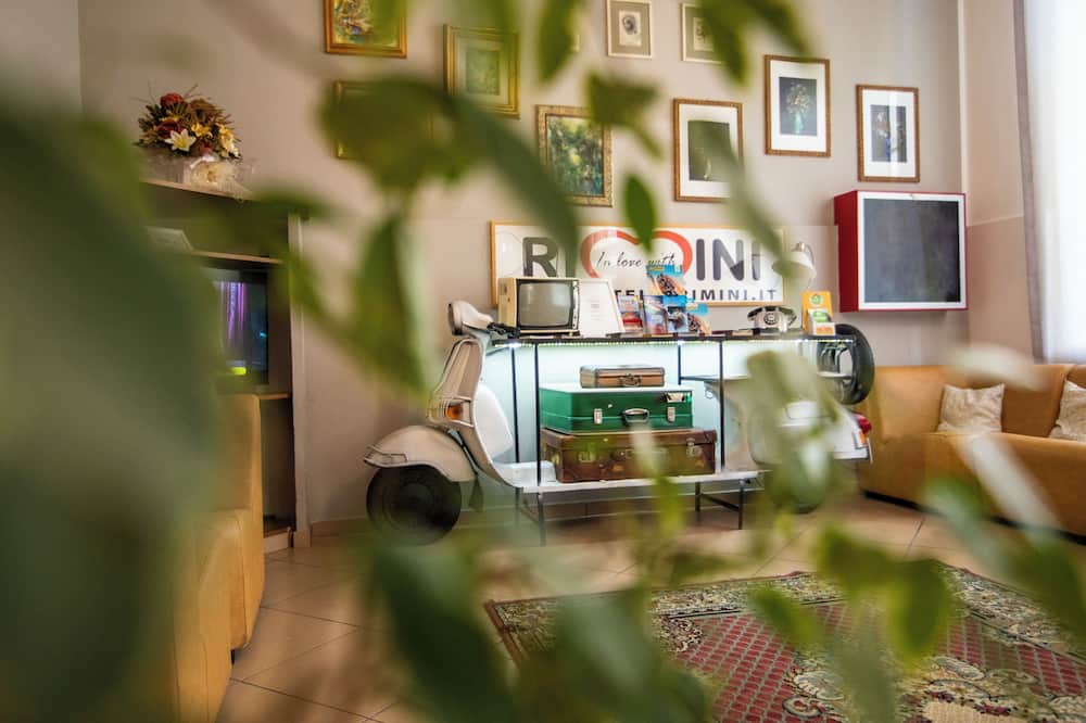 Hotel Ausonia