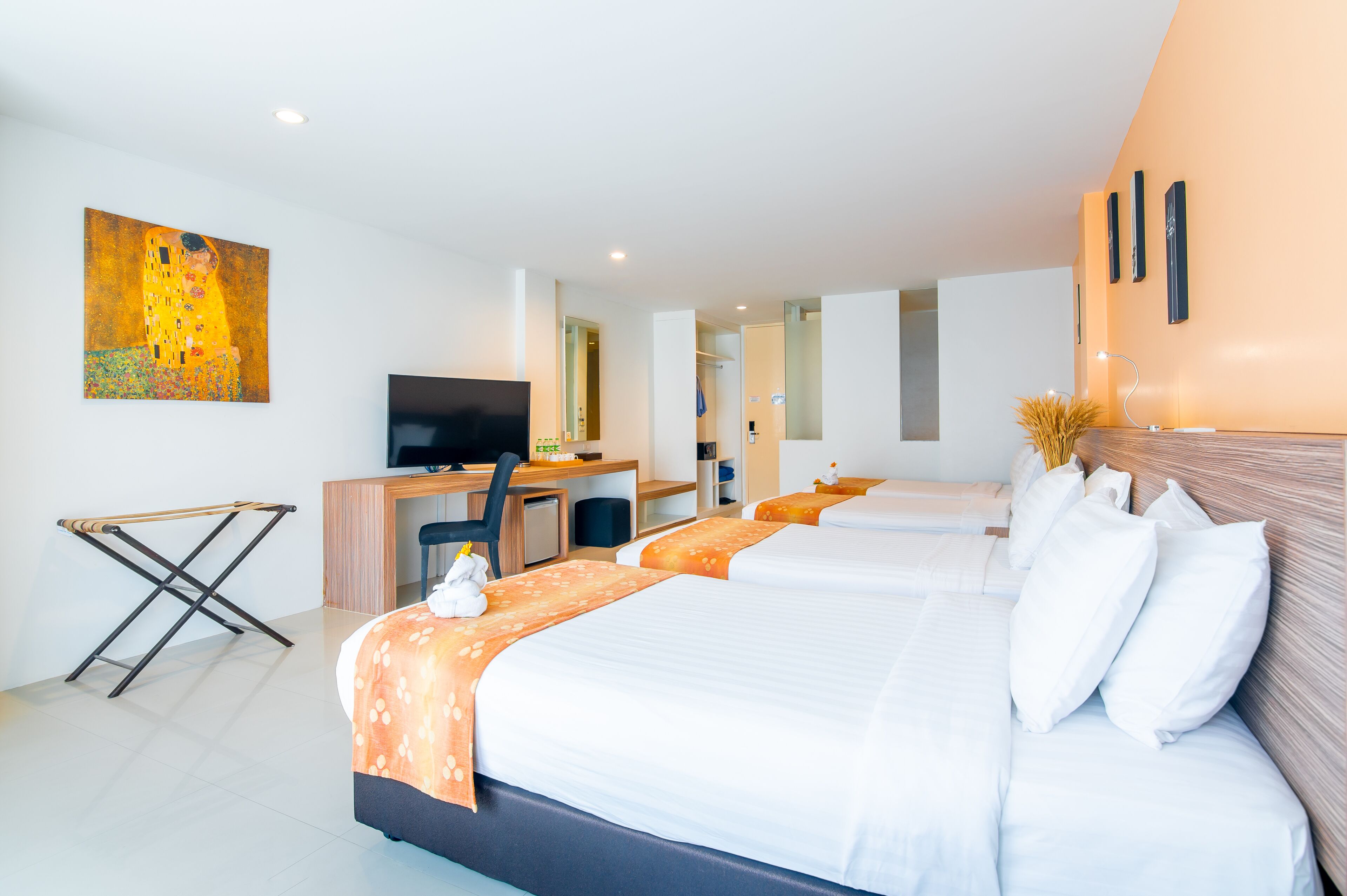 Photo - The Lantern Resorts Patong - SHA Extra Plus