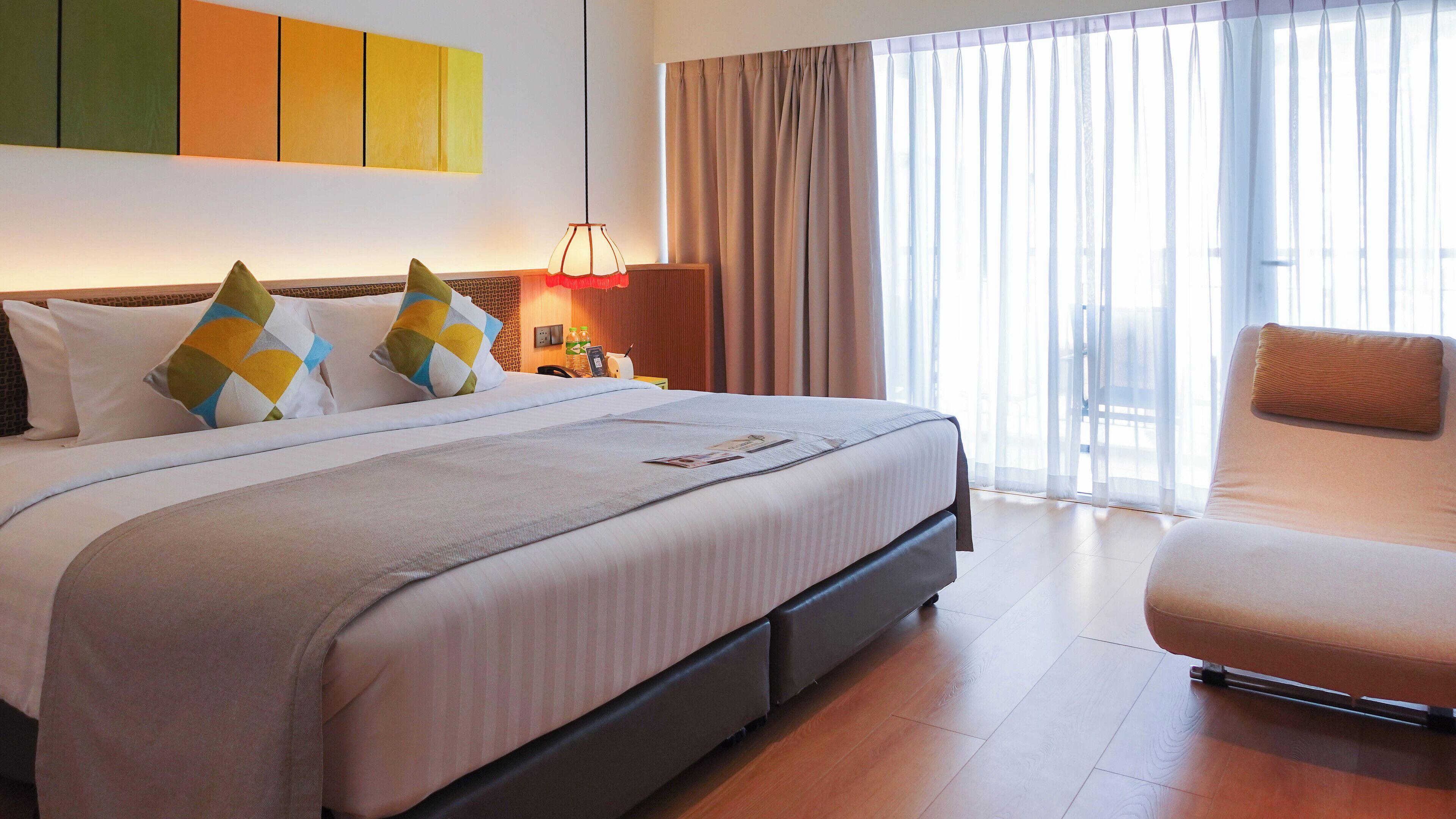 ห้องดีลักซ์, 1 ห้องนอน, ปลอดบุหรี่, อ่างอาบน้ำ | เครื่องนอนระดับพรีเมียม, มินิบาร์, ตู้นิรภัยในห้องพัก