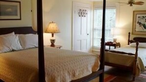 Room 5 - The Pelican Inn (Pawleys Island)