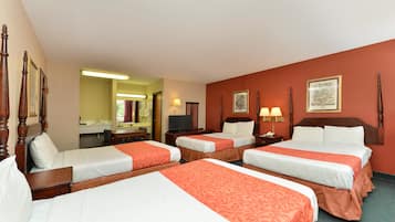 Kamar, Beberapa Tempat Tidur, Bebas Asap Rokok (Family Suite) | Meja kerja dan setrika/meja setrika