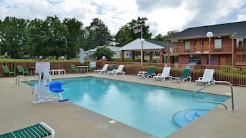 Seasonal outdoor pool