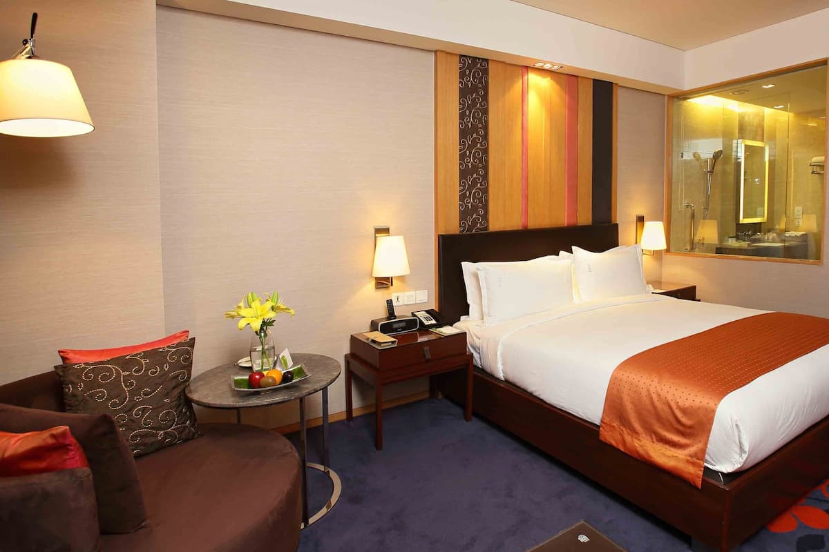 1 bedroom, minibar, in-room safe, desk