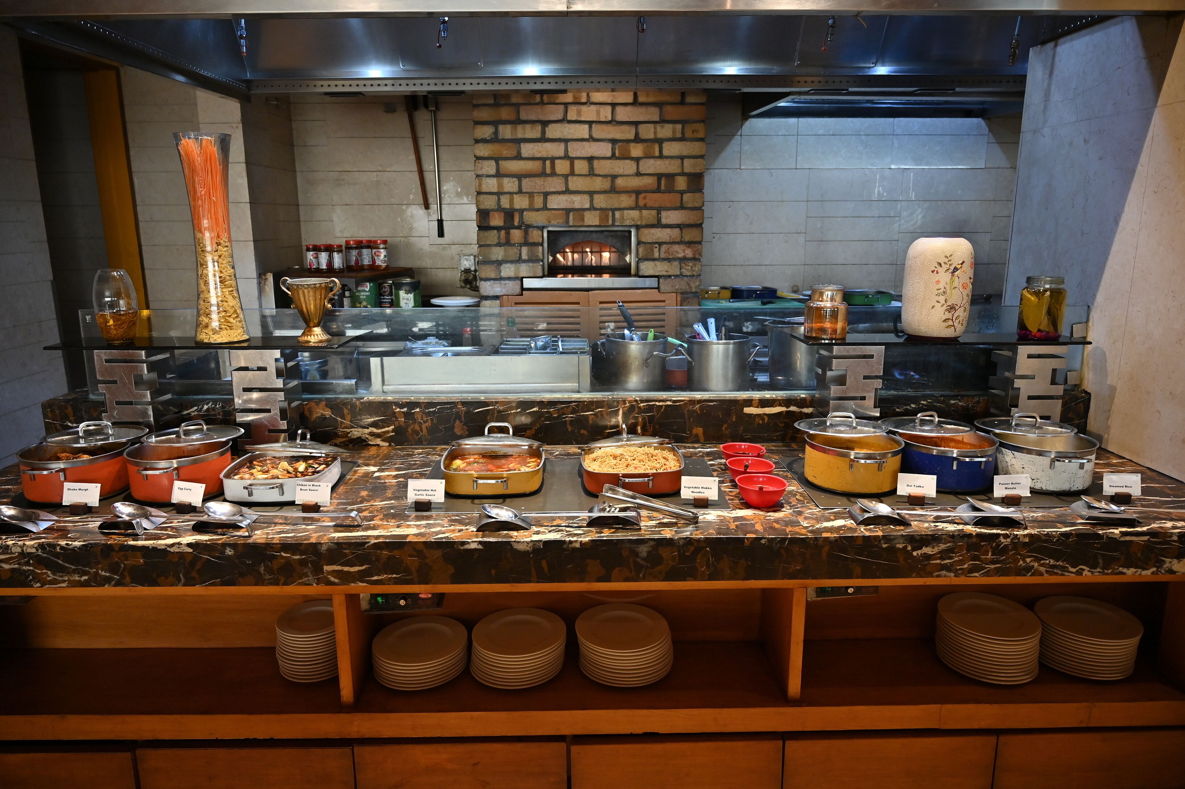 daily buffet breakfast (inr 999 per person)