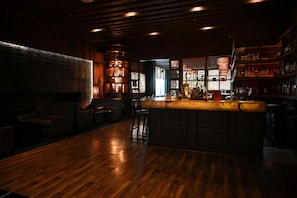 2 restaurants, dinner served, Chinese cuisine - Holiday Inn New Delhi Mayur Vihar Noida by IHG (New Delhi)