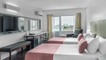 Room, 2 Twin Beds, Non Smoking | Minibar, in-room safe, desk, blackout drapes