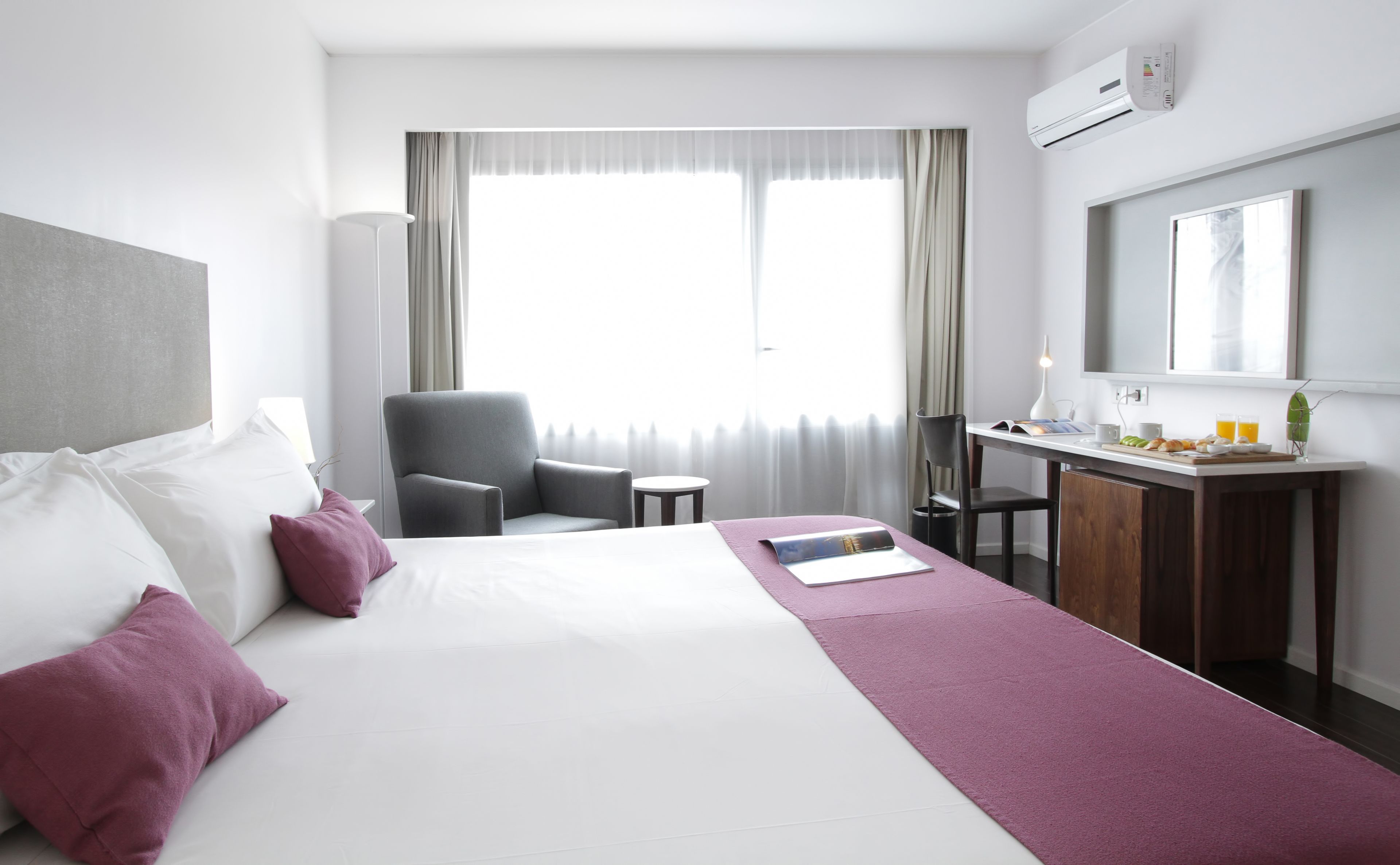 minibar, in-room safe, desk, blackout curtains