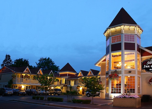 Silverton Inn & Suites