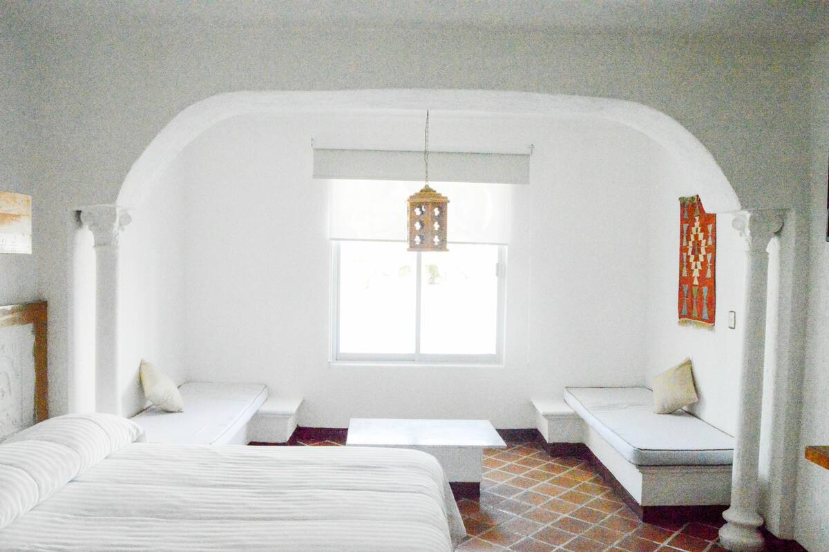 1 bedroom, premium bedding, down duvets, bed sheets