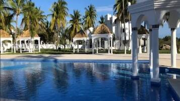 Alberca al aire libre