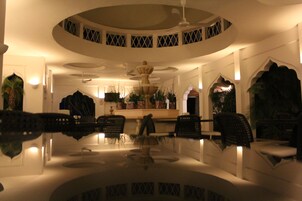 Daily English breakfast (MXN 300 per person)