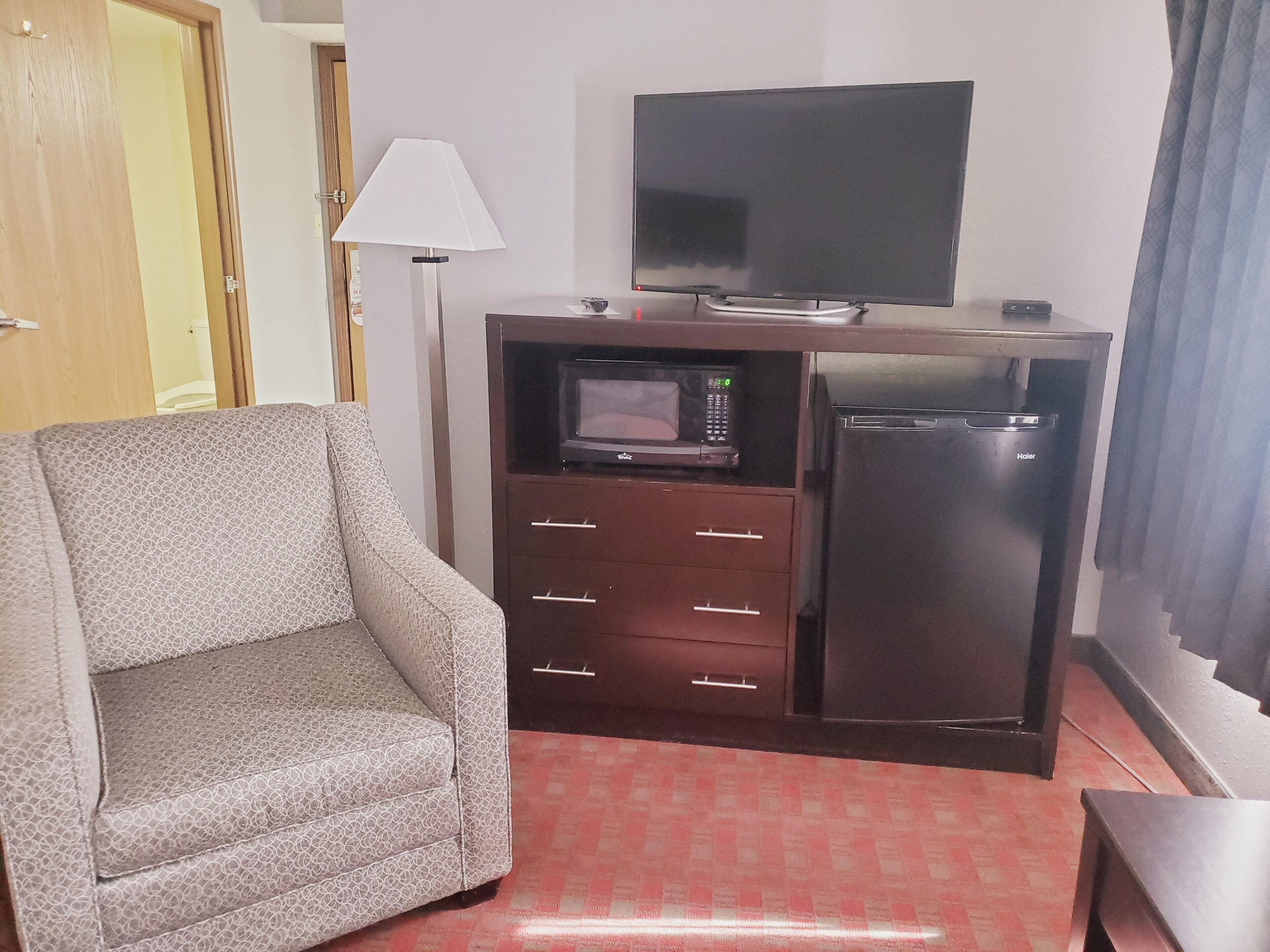 desk, laptop workspace, soundproofing, iron/ironing board