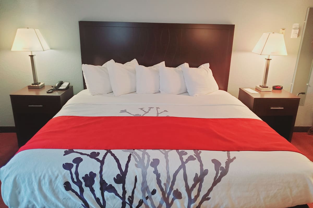 desk, laptop workspace, soundproofing, iron/ironing board