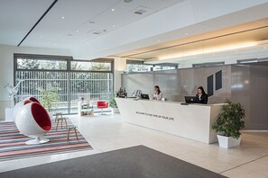 Reception - Pestana Berlin Tiergarten (Berlin)