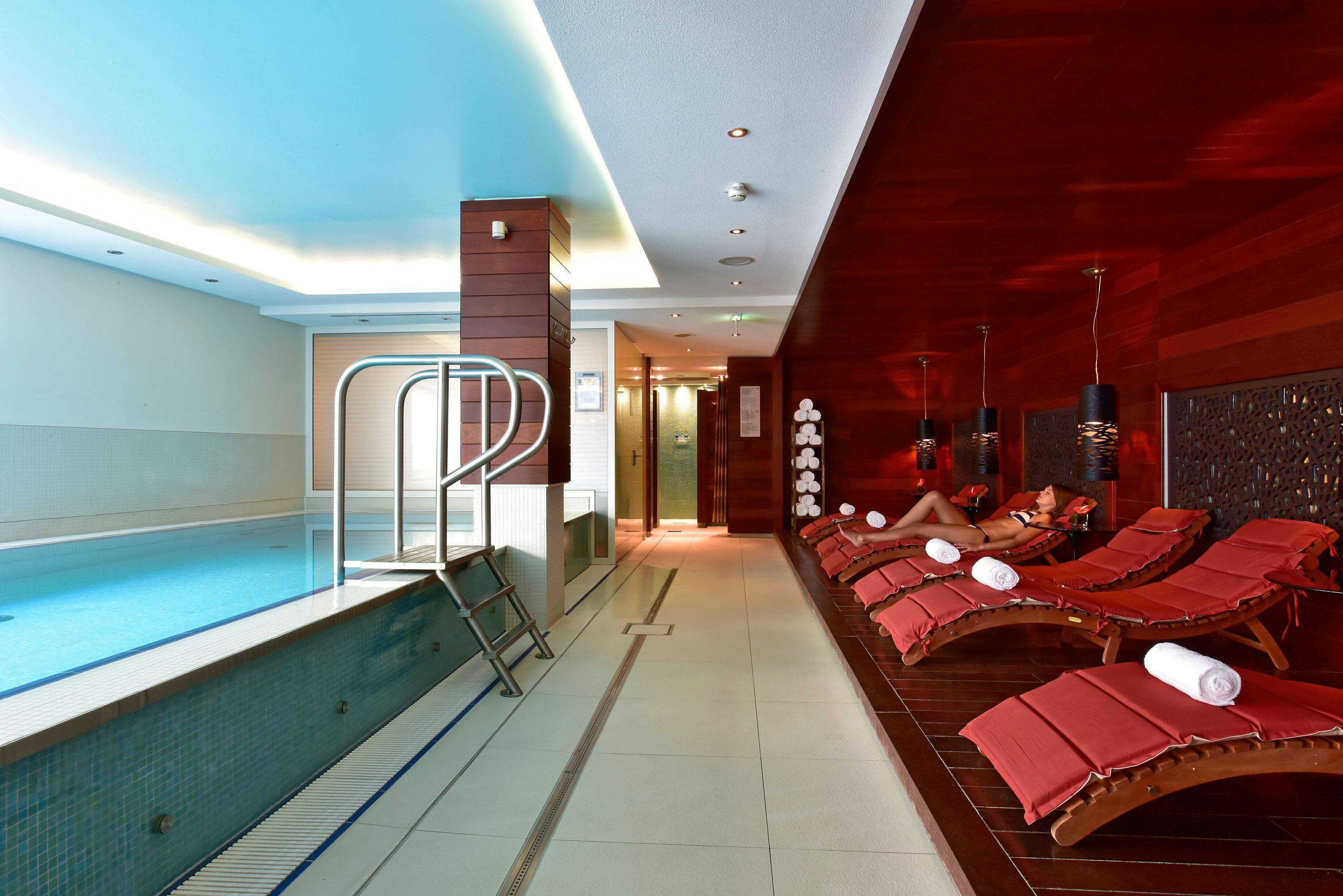 Indoor pool, pool loungers
