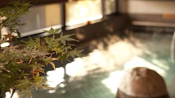 Baño termal público