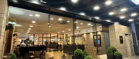 Overnatningsstedets indgangsparti