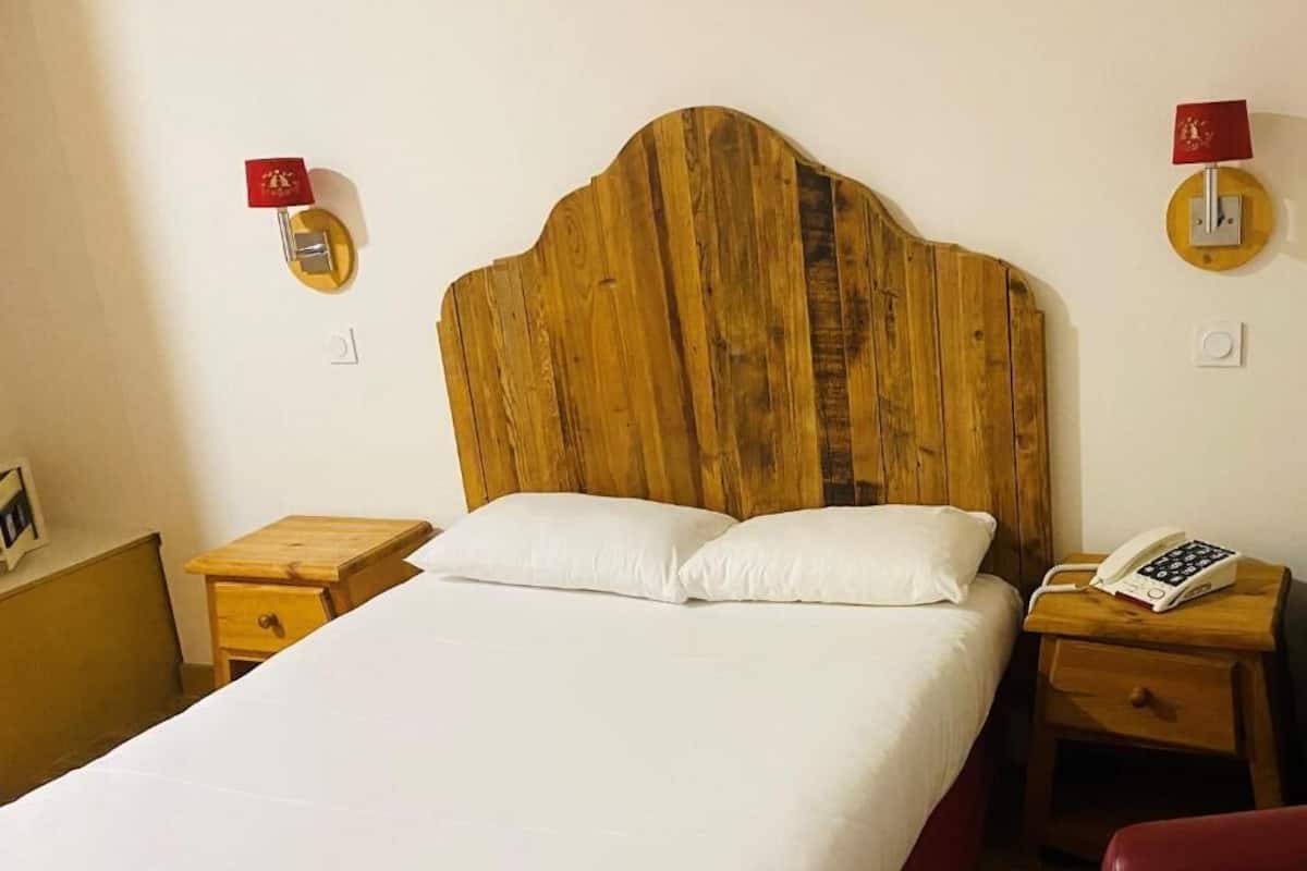 Camera doppia | 1 camera, biancheria da letto di alta qualità, una cassaforte in camera