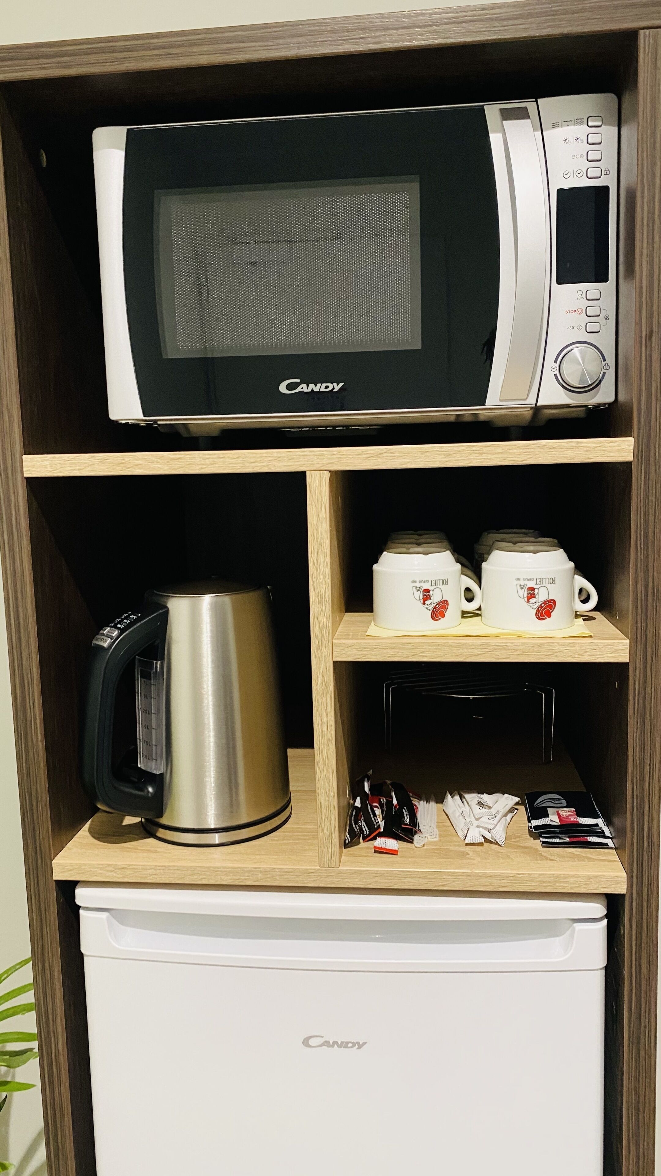 family suite, non smoking | private kitchen | fridge, microwave