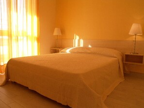Apartment for 6 people | ベビーベッド、WiFi (無料)