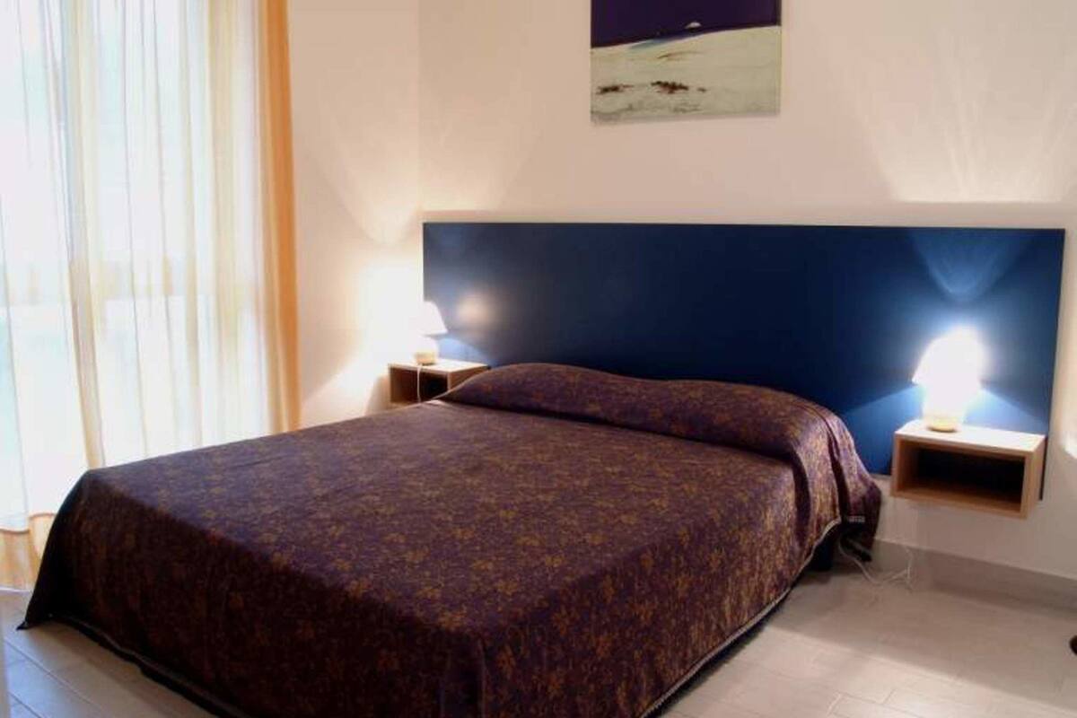 Apartment for 6 people | Cribs (surcharge), WiFi (free)