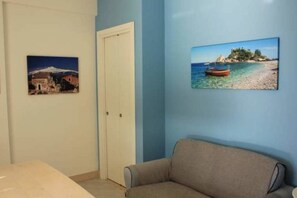 Apartment with Terrace Pax 2 | Living area | TV