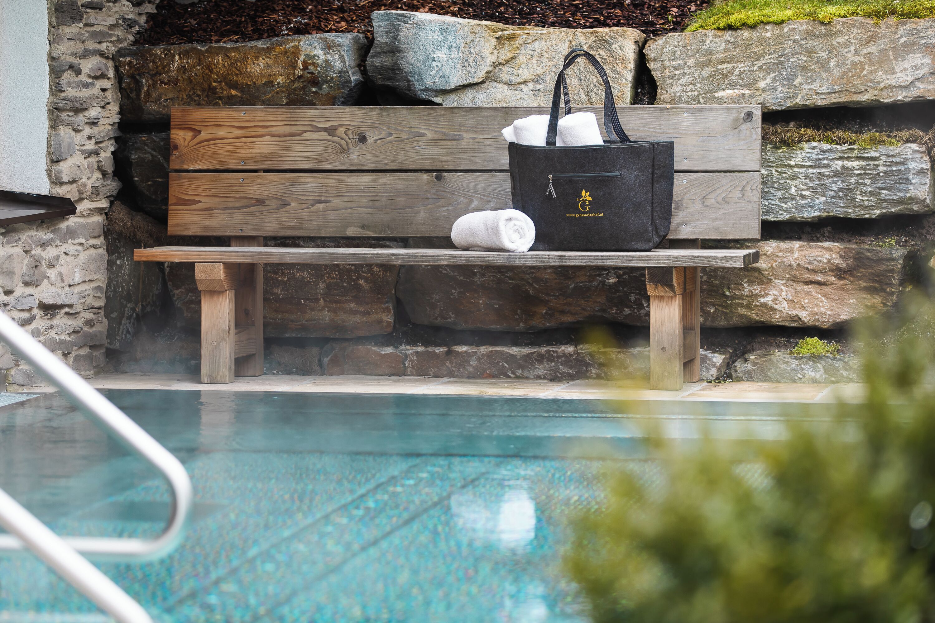 sauna, hot tub, steam room, body treatments, hydrotherapy, aromatherapy