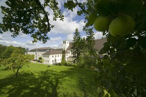 Property grounds - Kloster St. Josef (Neumarkt in der Oberpfalz)