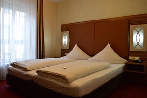 Escrivaninha, espaço de trabalho para notebook