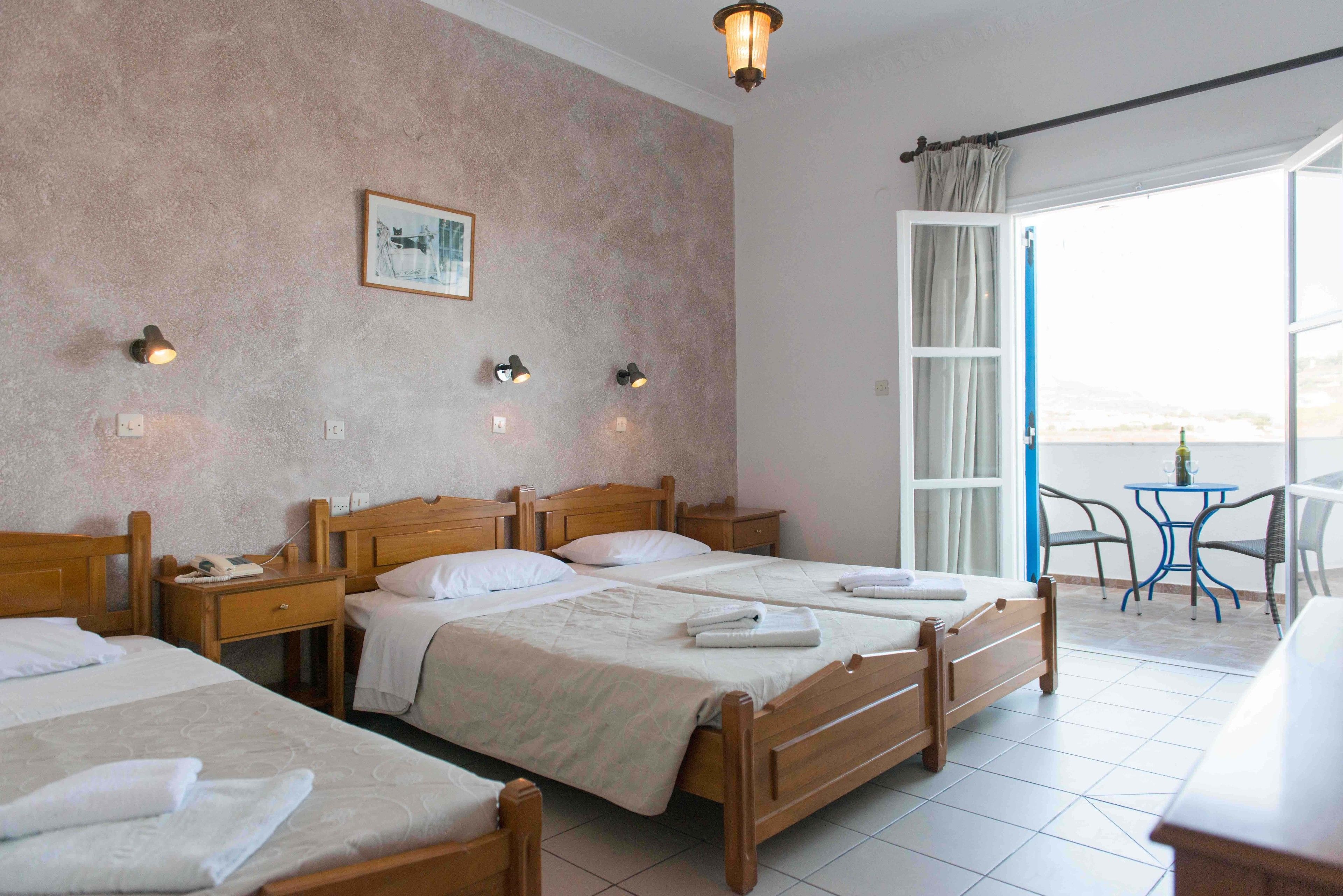 in-room safe, free wifi, bed sheets