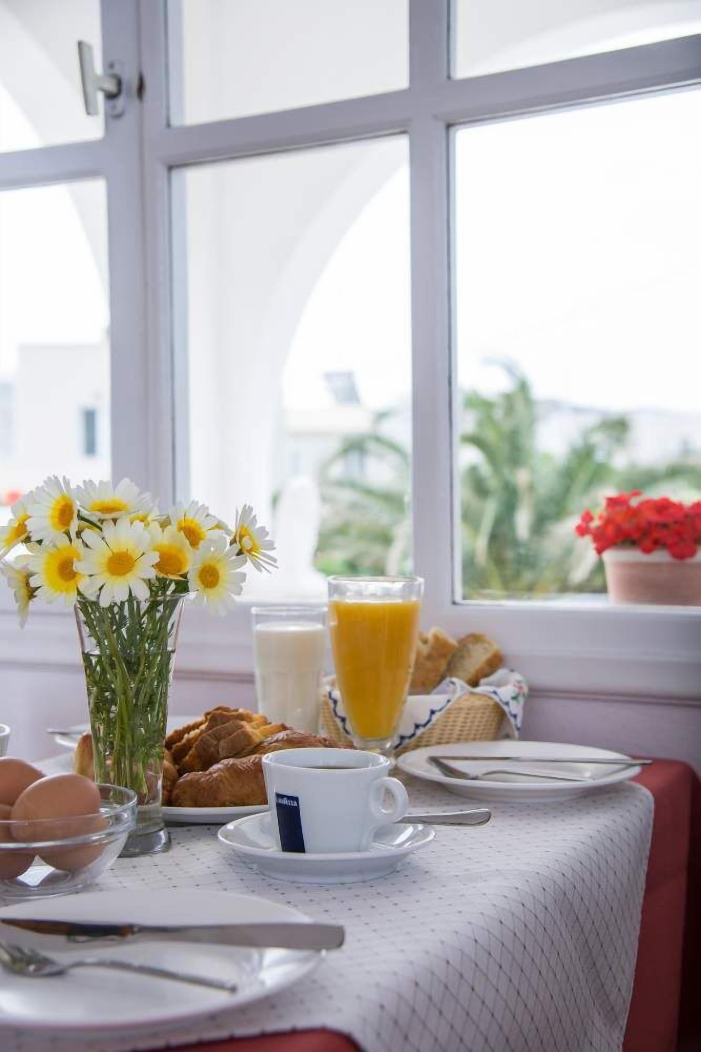 daily buffet breakfast (eur 12 per person)