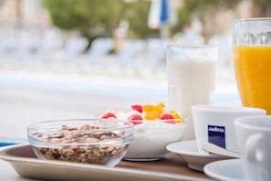 Daily buffet breakfast for a fee