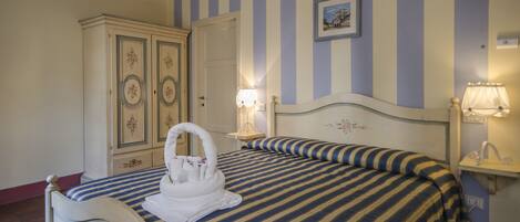 Double or Twin Room | Premium bedding, desk, soundproofing, free WiFi