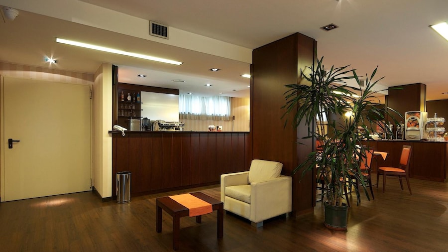 Hotel 2C