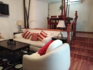 Junior Studio Suite | Free WiFi, bed sheets - Hotel Panoramico (Ciudad Victoria)