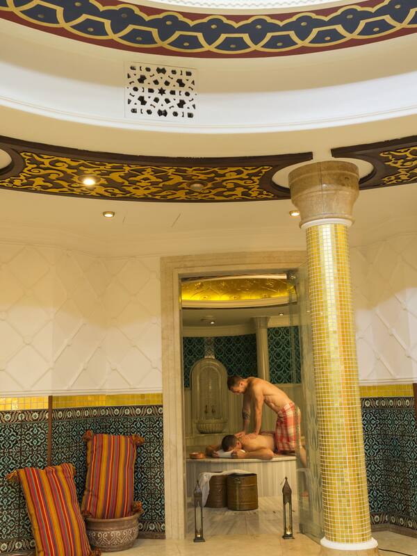 Couples treatment rooms, sauna, hot tub, steam room, Turkish bath