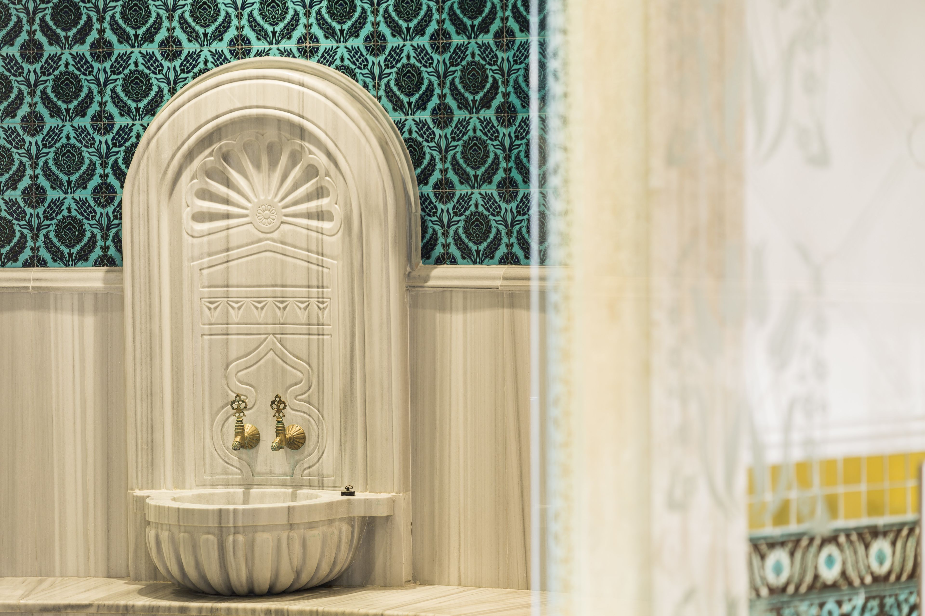 couples treatment room(s), sauna, hot tub, steam room