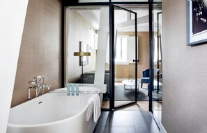 Egyptian cotton sheets, premium bedding, pillow-top beds, minibar - Pillows Grand Boutique Hotel Reylof Ghent (Ghent)