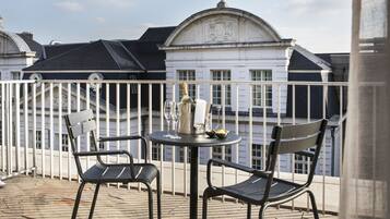 Presidential Suite, Multiple Bedrooms, Terrace, Garden View | Balcony view