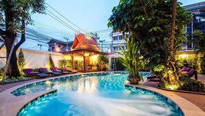 รูปภาพที่ไม่ได้จัดประเภท, 4 จาก 93, ปุ่ม