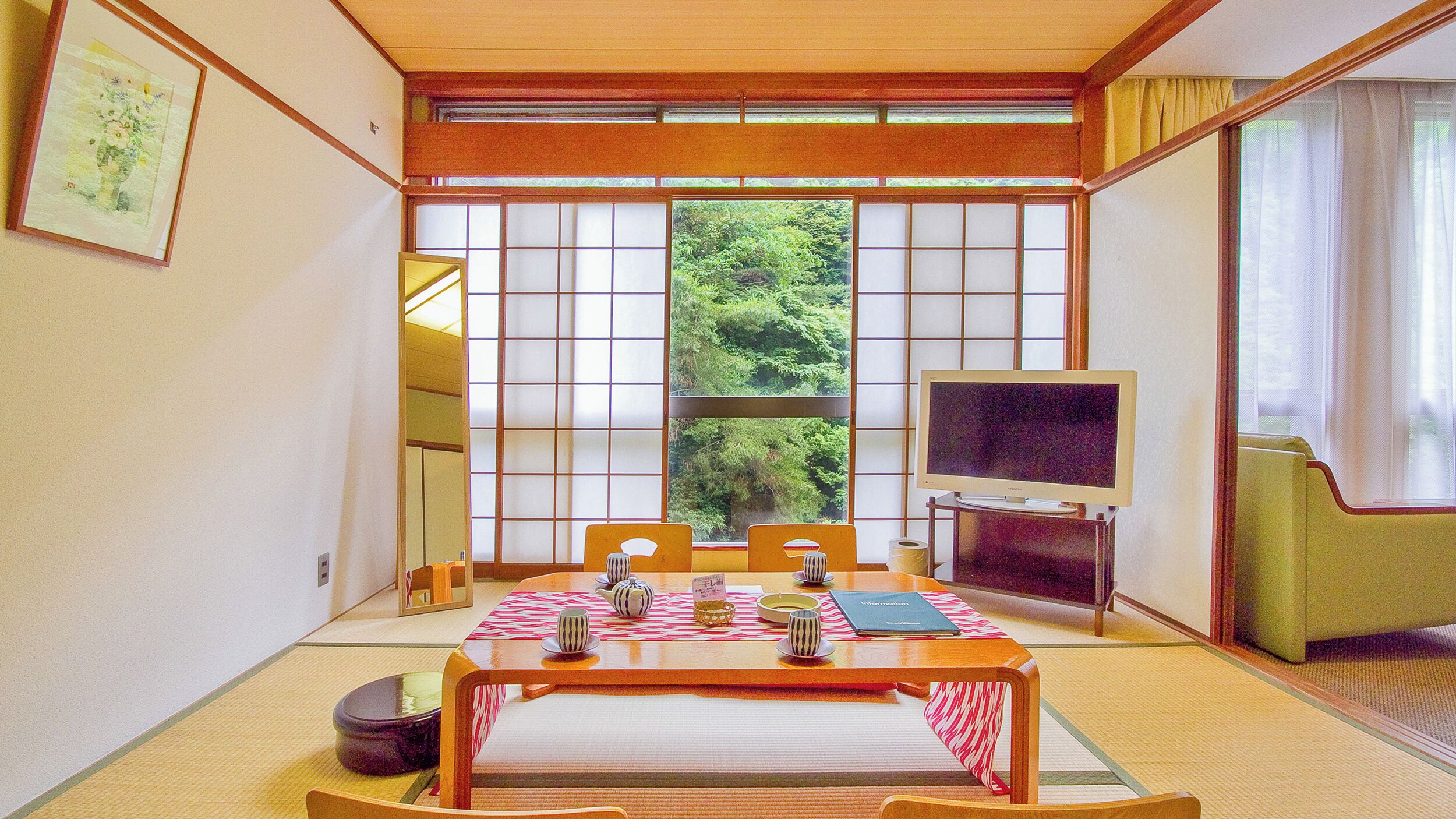 Zimmer im japanischen Stil, Nichtraucher (8 Tatami+, 2-6 Persons, Valley View)