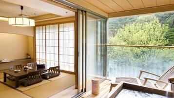 Superior Suite, Private Bathroom, Mountain View