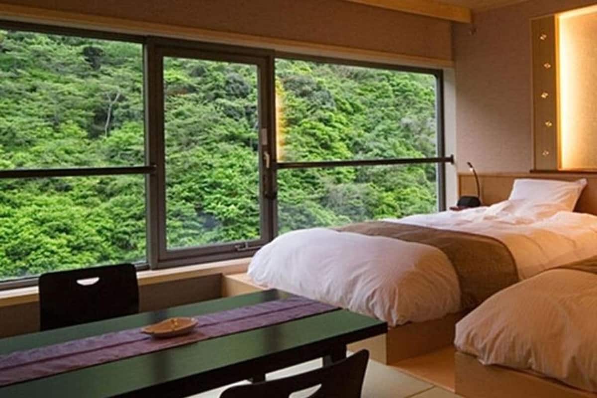 Premier-Zweibettzimmer, Nichtraucher, Bergblick