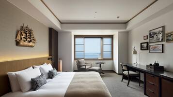 King Room, Non Smoking, Harbor View (8-11Floor) | Premium bedding, down comforters, in-room safe, desk