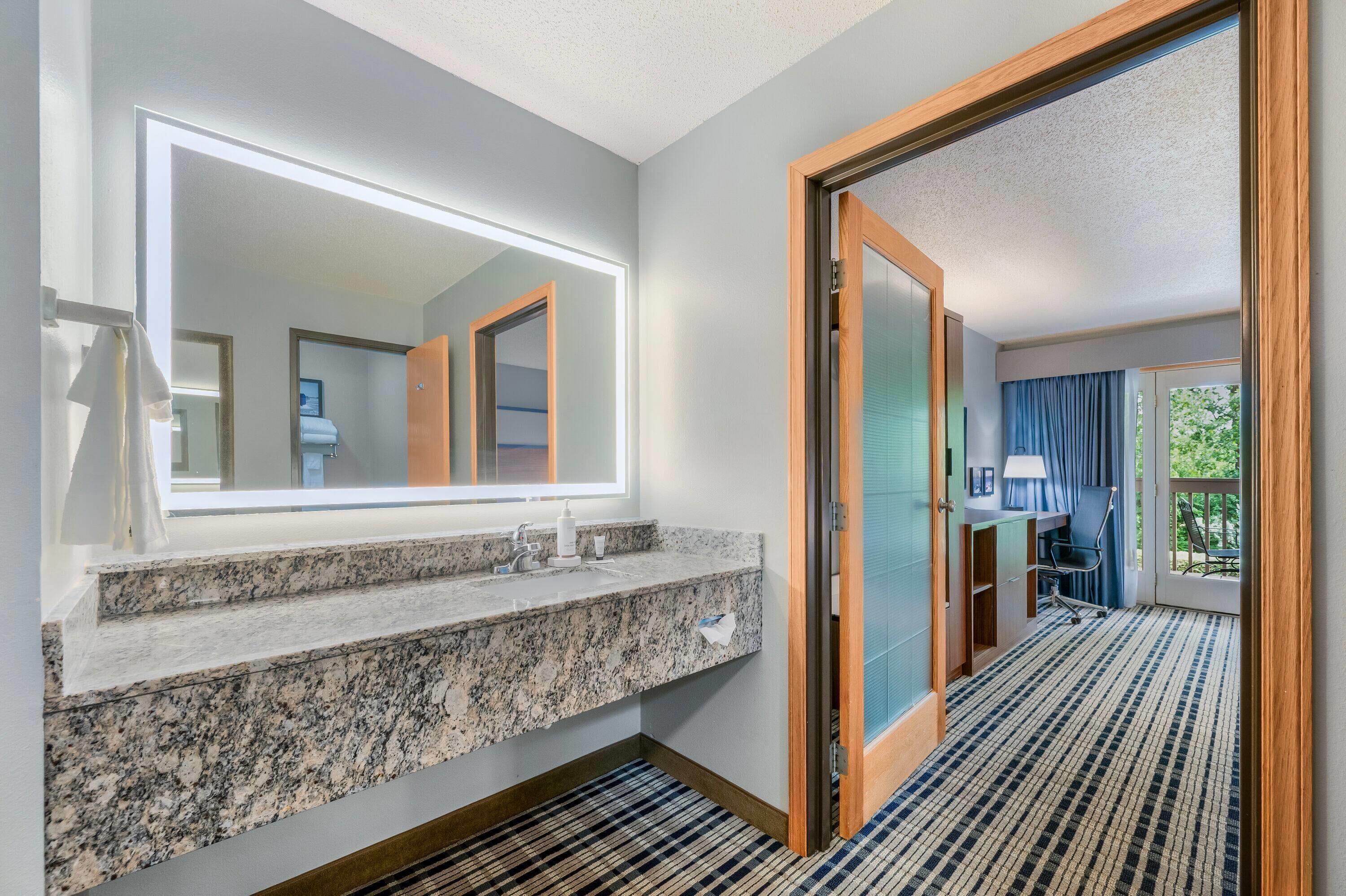 Suite, 2 Queen Beds, Non Smoking | Bathroom | Free toiletries, hair dryer (on request), towels, soap