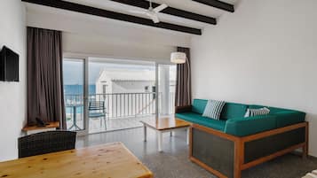 In-room safe, laptop workspace, free cribs/infant beds, free WiFi