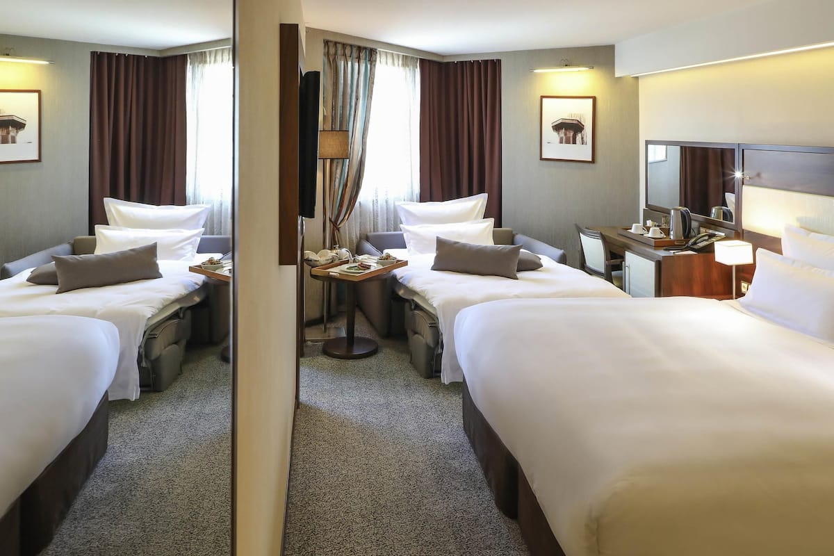 Minibar, in-room safe, desk, soundproofing