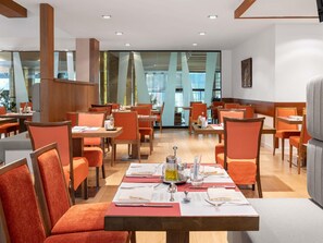 Daily buffet breakfast for a fee -  Movenpick hotel Sarajevo (Sarajevo)