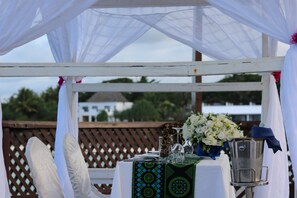 2 restaurants; breakfast, lunch, dinner, and brunch served - Essque Zalu Zanzibar (Nungwi)